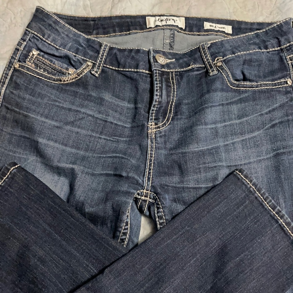Buckle jeans